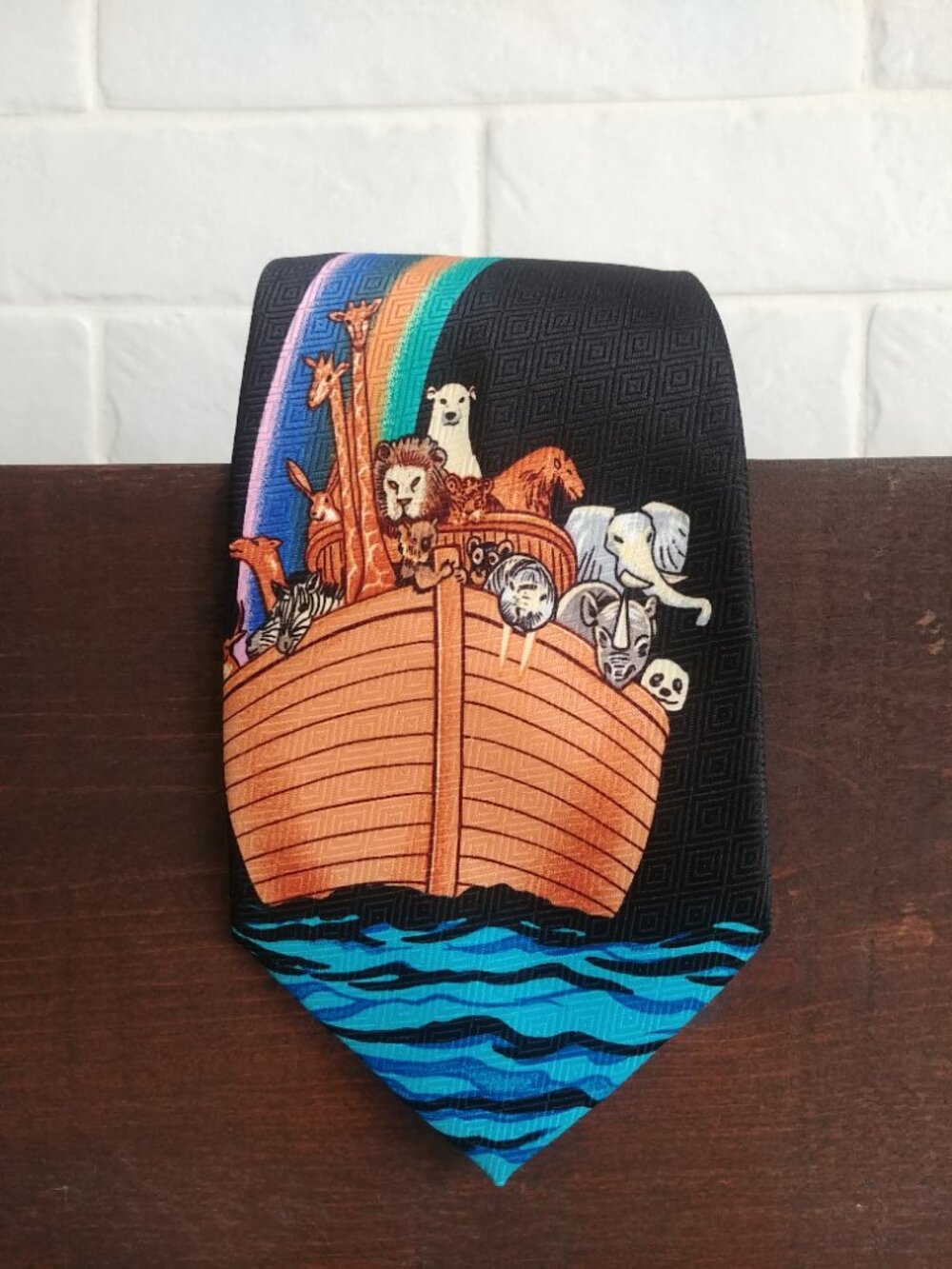 4/$20 Vintage Noah's Ark black tie made in Korea 1997